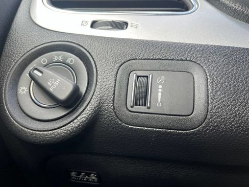 Used 2018 Dodge Journey SXT w/ Connectivity Group FWD image 20
