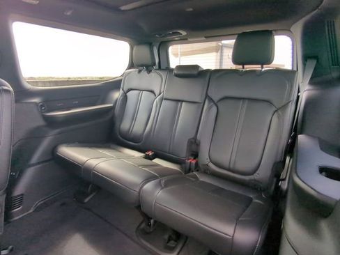 New 2026 Jeep Grand Wagoneer 2WD w/ Premium Group I image 16