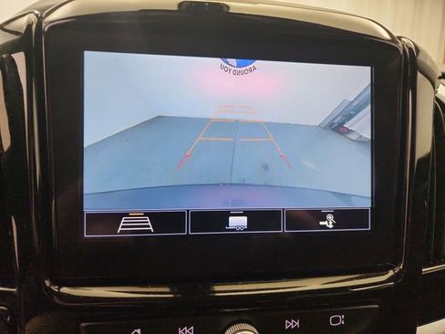 Used 2021 Chevrolet Traverse LT w/ LPO, Floor Liner Package image 26