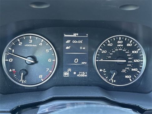 Certified 2025 Subaru Outback Premium image 28