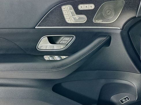 New 2026 Mercedes-Benz GLE 580 4MATIC image 19