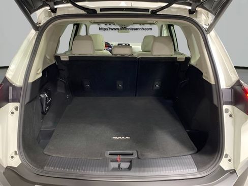Certified 2023 Nissan Rogue SV w/ SV Premium B Package AWD/4WD image 25