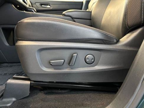 Certified 2024 Nissan Pathfinder SL AWD/4WD image 17