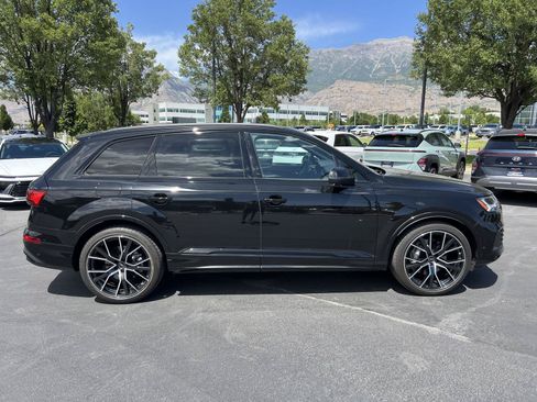 Used 2023 Audi Q7 3.0T Prestige w/ Prestige Package AWD/4WD image 6