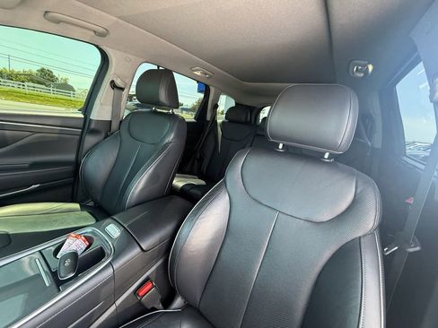 Used 2021 Hyundai Santa Fe Limited FWD image 13