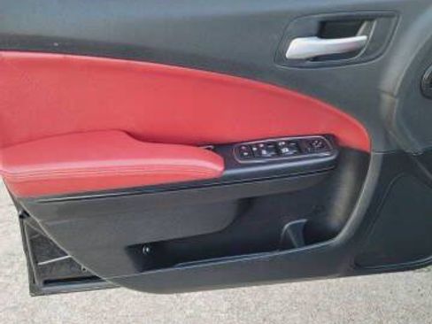 Used 2022 Dodge Charger Scat Pack RWD image 4