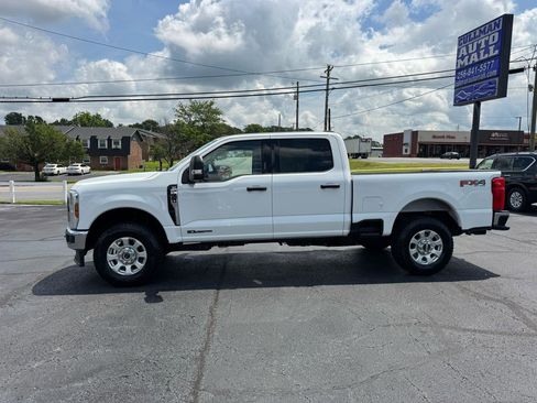 Used 2024 Ford F250 XLT w/ FX4 Off-Road Package AWD/4WD image 2