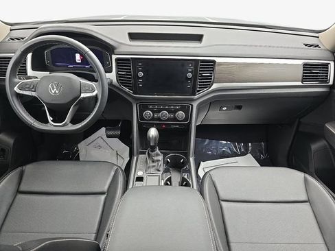 Used 2023 Volkswagen Atlas SE w/ Panoramic Sunroof Package FWD image 13