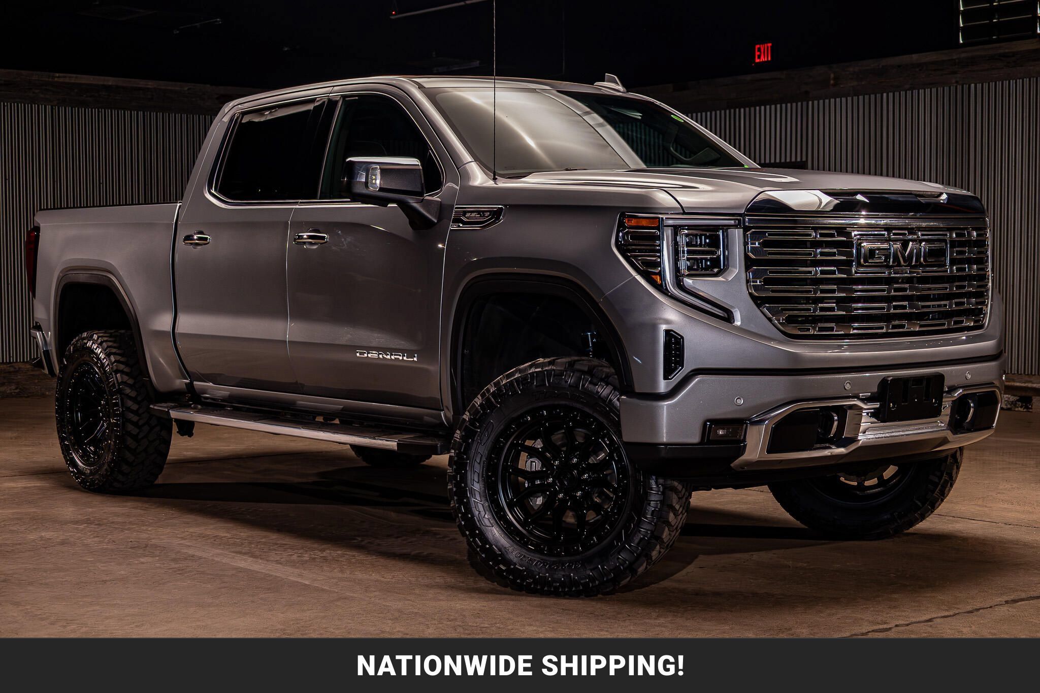 Used 2024 GMC Sierra 1500 Denali w/ Technology Package AWD/4WD image 1