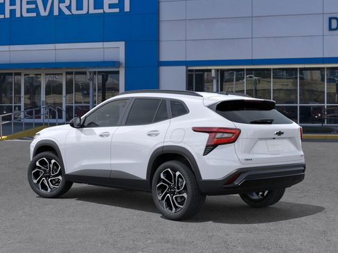 New 2026 Chevrolet Trax RS image 3