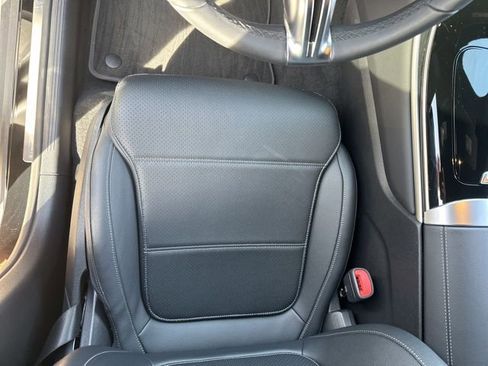 Certified 2025 Mercedes-Benz GLC 300 4MATIC image 16