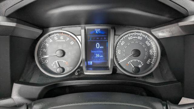 Used 2017 Toyota Tacoma SR5 RWD image 27