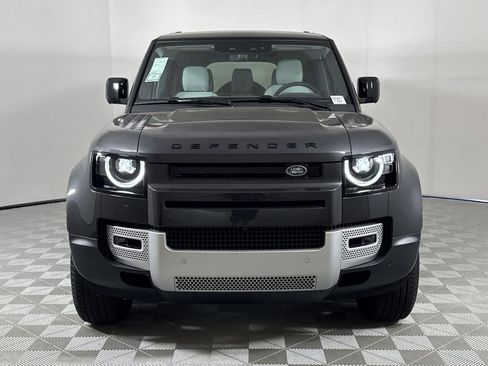 New 2025 Land Rover Defender 130 S image 8