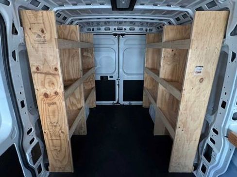 Used 2024 RAM ProMaster 2500 w/ Convenience Group image 25