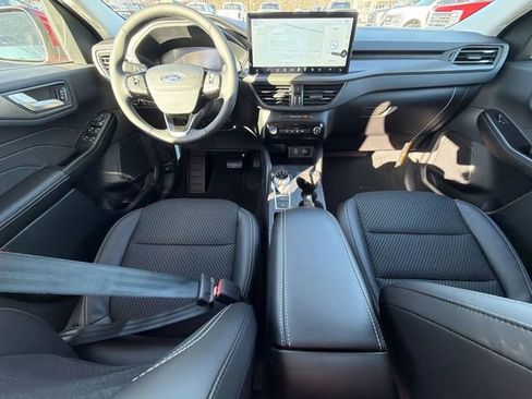 New 2026 Ford Escape SE FWD image 23