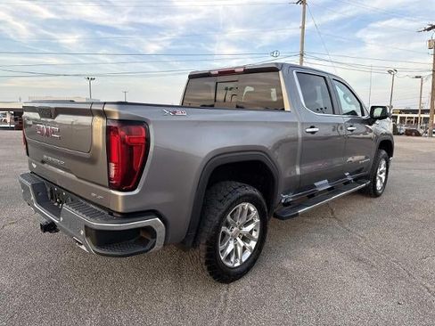 Used 2021 GMC Sierra 1500 SLT w/ SLT Premium Plus Package AWD/4WD image 4