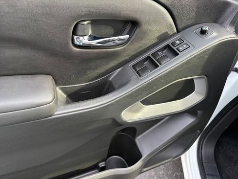 Certified 2023 Nissan Frontier SV w/ Technology Package image 23