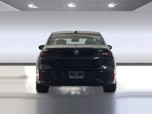 Certified 2023 BMW 740i w/ Parking Assistance Package RWD image 9