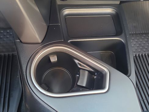 Certified 2018 Toyota RAV4 XLE image 17