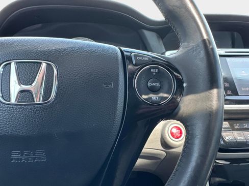 Used 2017 Honda Accord EX-L image 28