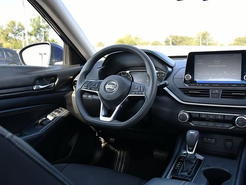 Used 2020 Nissan Altima 2.5 S FWD image 21