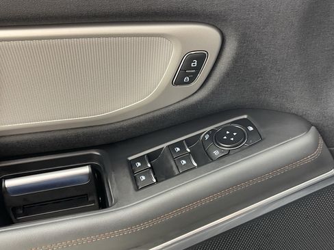 Certified 2025 Ford Expedition Active AWD/4WD image 18