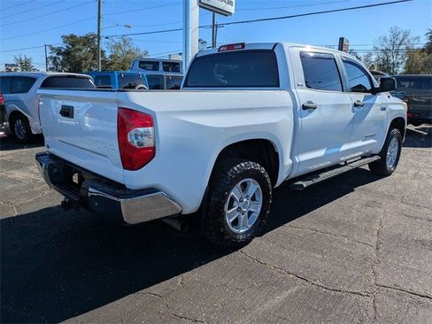 Used 2017 Toyota Tundra SR5 image 4