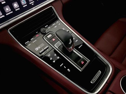 Used 2023 Porsche Panamera Platinum Edition image 20