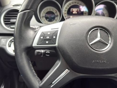 Used 2014 Mercedes-Benz C 300 4MATIC Sedan image 32
