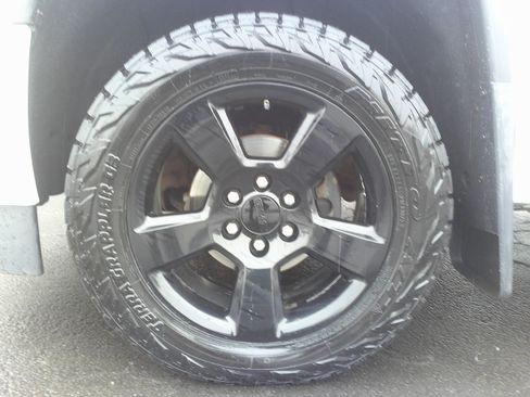 Used 2017 GMC Sierra 1500 SLE image 13