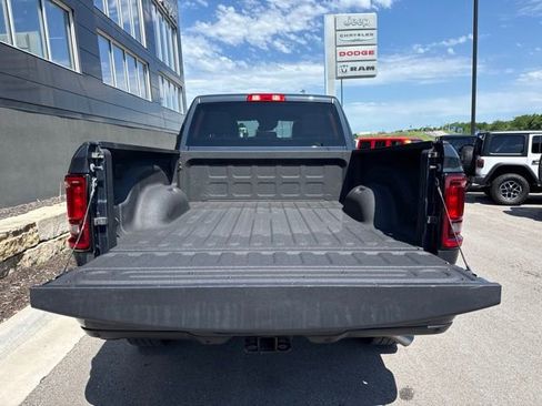 Used 2025 RAM 2500 Big Horn AWD/4WD image 9