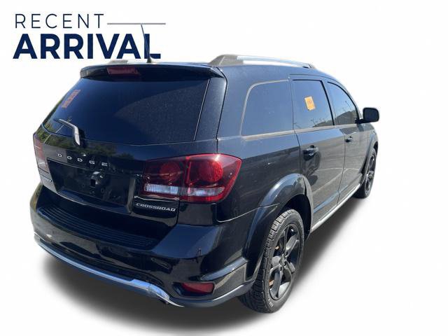 Used 2020 Dodge Journey Crossroad FWD image 4
