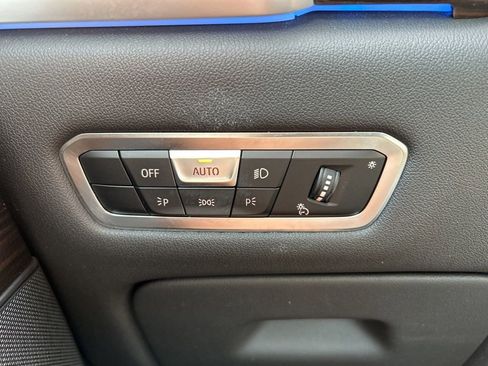 Used 2023 BMW X5 xDrive45e image 24