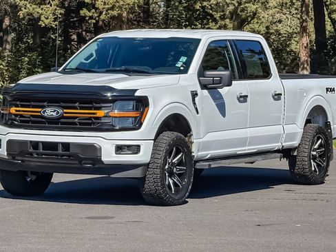 Used 2025 Ford F150 XLT w/ Equipment Group 301A Standard AWD/4WD image 9
