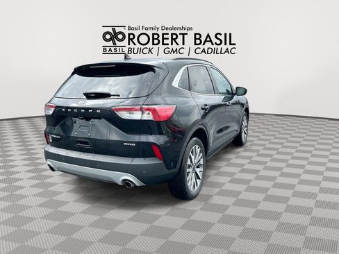 Used 2021 Ford Escape Titanium AWD/4WD image 8