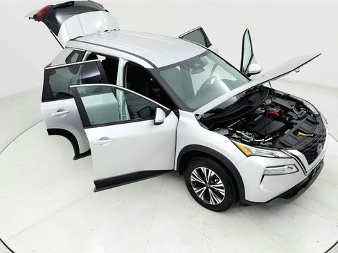 Used 2022 Nissan Rogue SV image 24