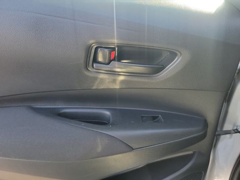 Used 2024 Toyota Corolla LE FWD image 12