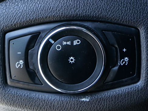 Used 2018 Ford Transit Connect XL image 21