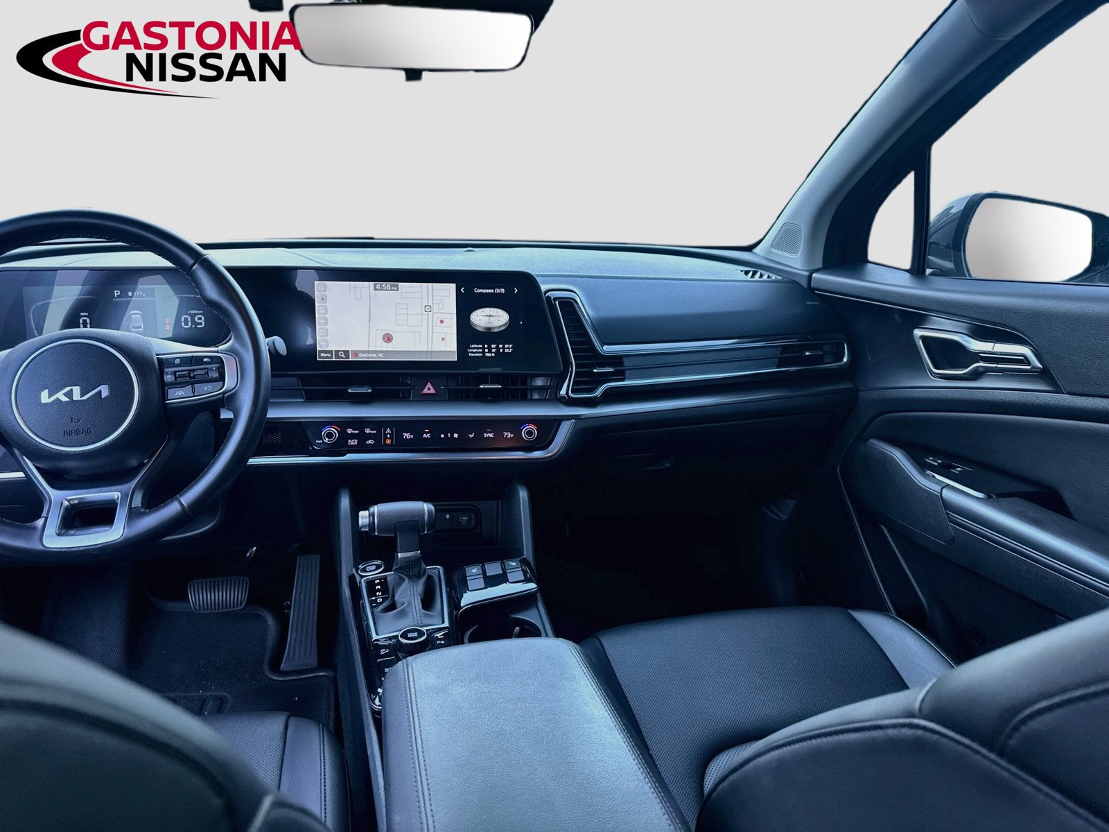 Used 2023 Kia Sportage EX FWD image 31