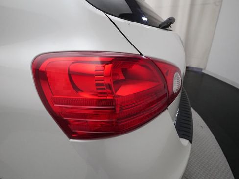 Used 2012 Nissan Rogue SV image 32