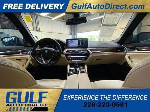 Used 2023 BMW 530e w/ Premium Package image 2