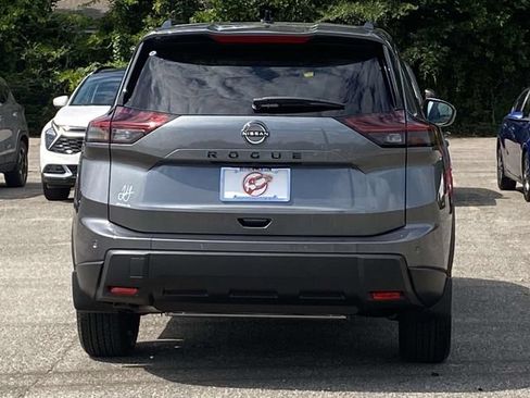 Used 2026 Nissan Rogue Dark Armor FWD image 4