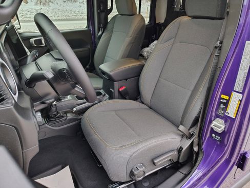 New 2026 Jeep Gladiator Sport image 14