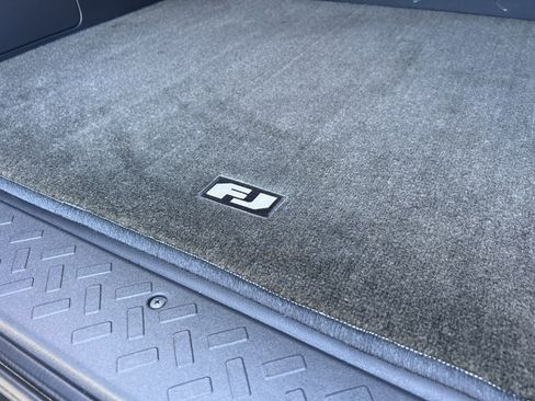 Used 2013 Toyota FJ Cruiser 4WD image 30