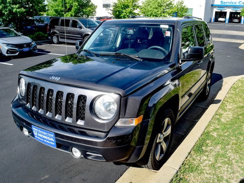 Used 2017 Jeep Patriot High Altitude AWD/4WD image 12