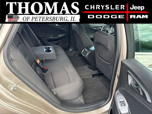 Used 2023 Chevrolet Malibu LT FWD image 21