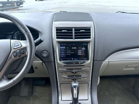 Used 2015 Lincoln MKX AWD w/ Equipment Group 101A image 12
