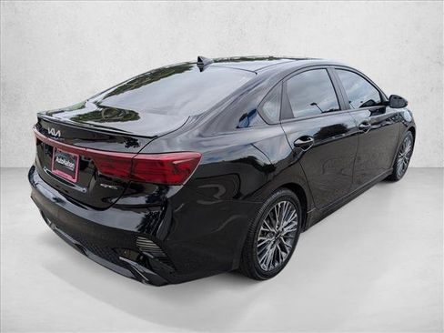 Used 2022 Kia Forte GT-Line w/ GT-Line Technology Package FWD image 5