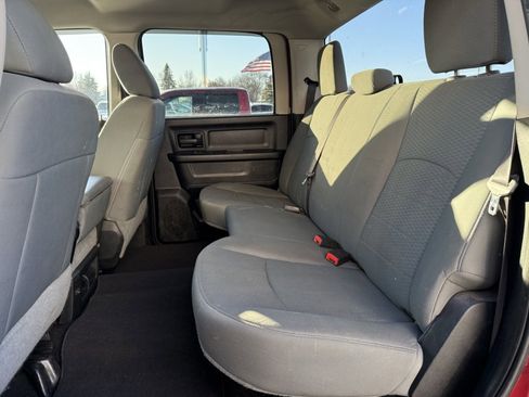 Used 2015 RAM 3500 Tradesman w/ Chrome Appearance Group image 17