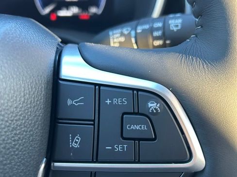 New 2026 Toyota Highlander Platinum AWD/4WD image 12